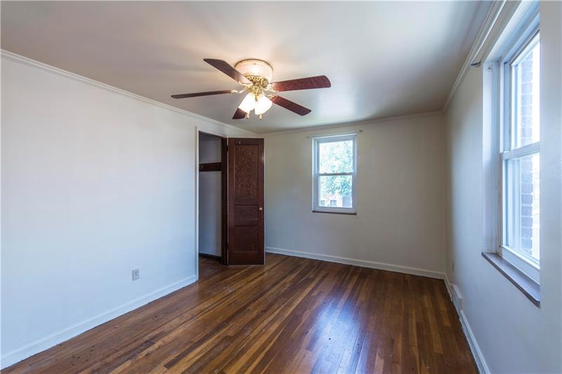 1514 Radford Road Pittsburgh, PA 15227 - Photo 23 of 25 Gallery Image 23