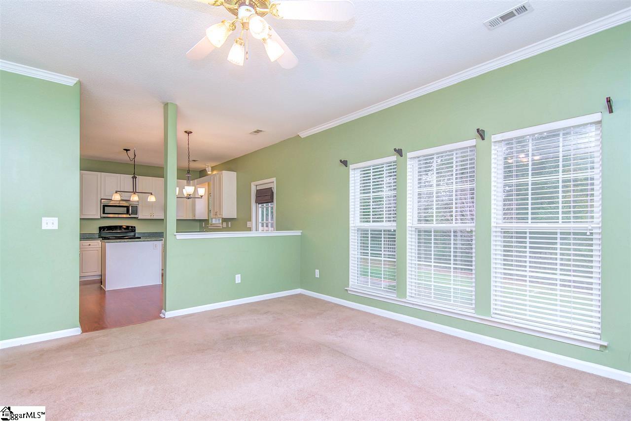307 Goldenrain Way Simpsonville, SC 29680 - Photo 10 of 36 Gallery Image 10