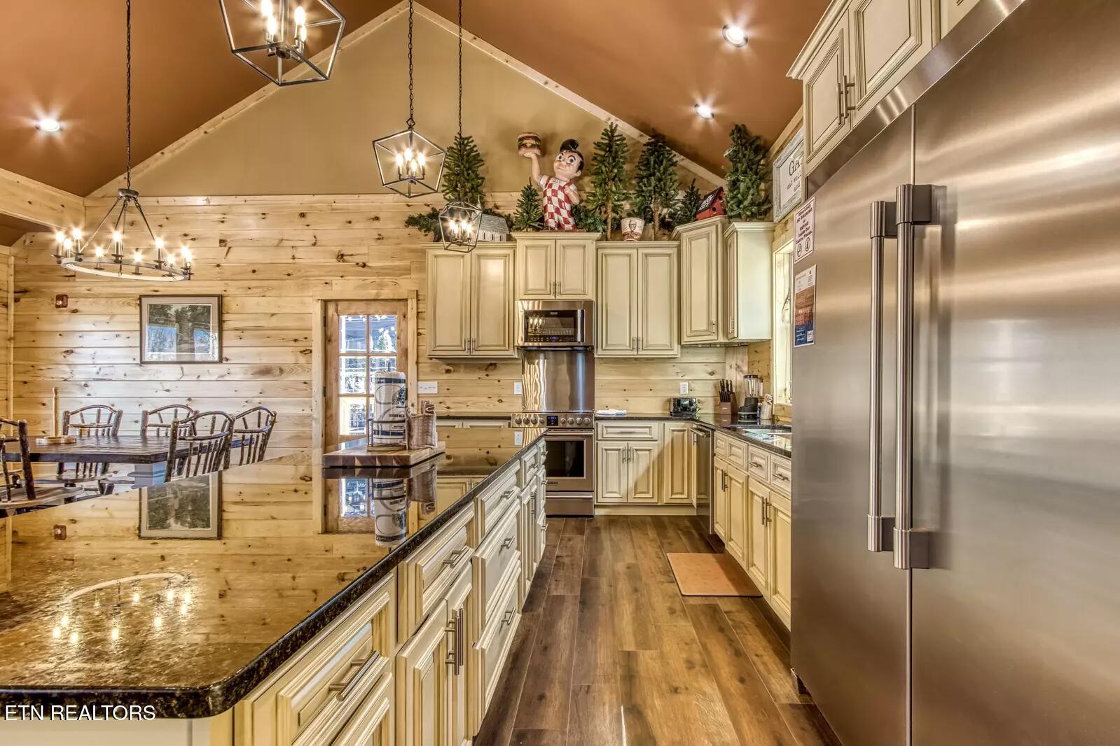 606 Cherokee Orchard Road Gatlinburg, TN 37738 - Photo 16 of 59 xlarge-13