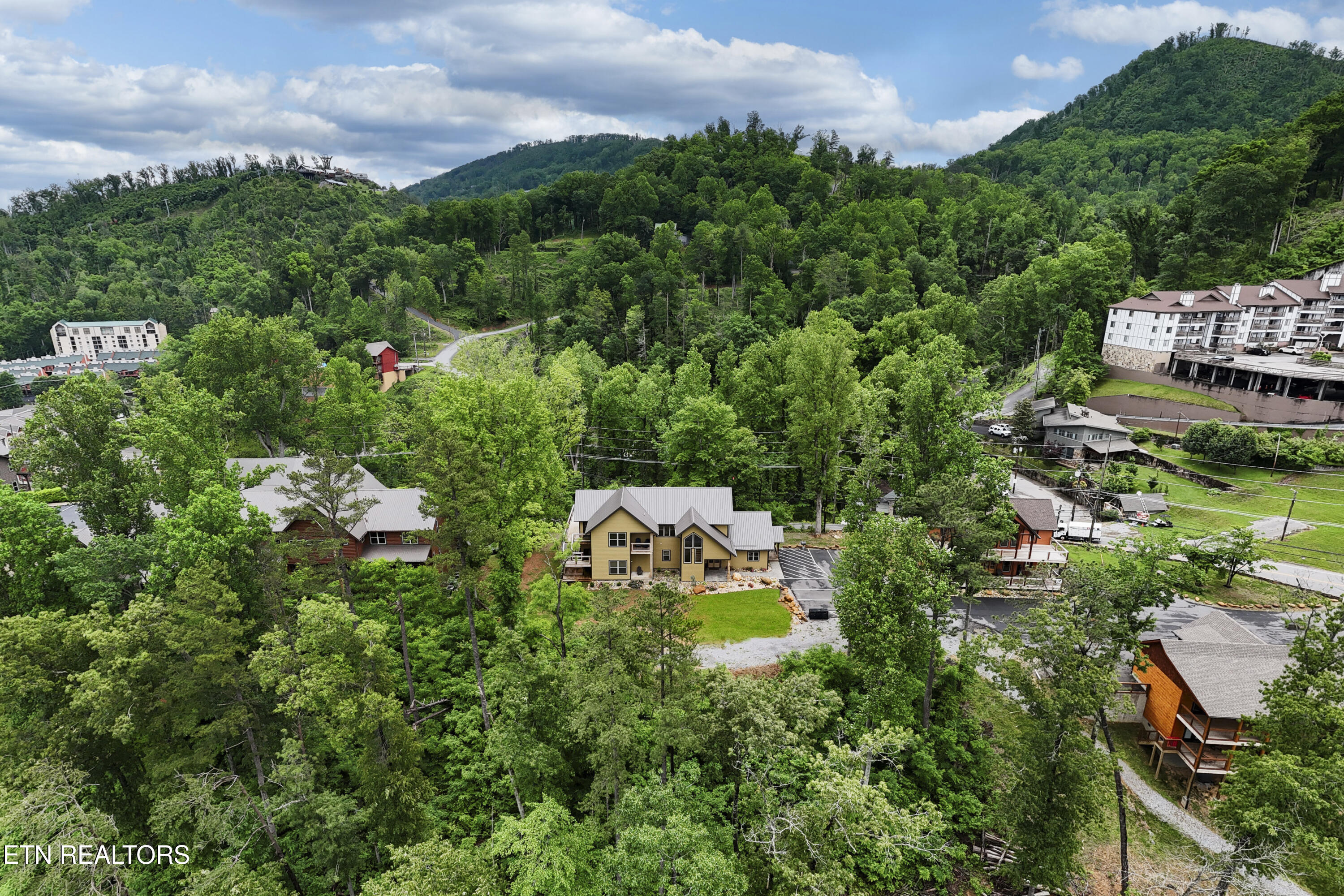 606 Cherokee Orchard Road Gatlinburg, TN 37738 - Photo 59 of 59 Image20240621172109