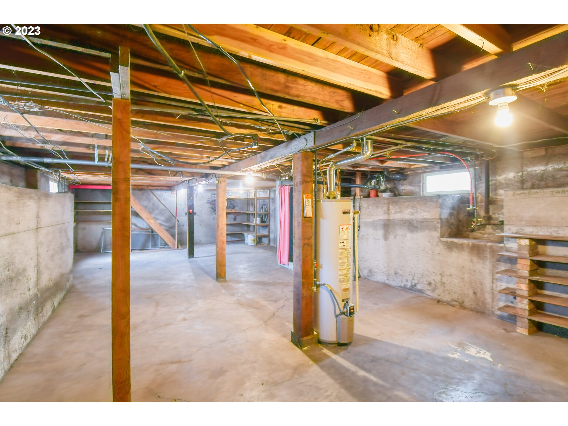 617 Southwest 5th Street Pendleton, OR 97801 - Photo 21 of 29 a view of a indoor garage