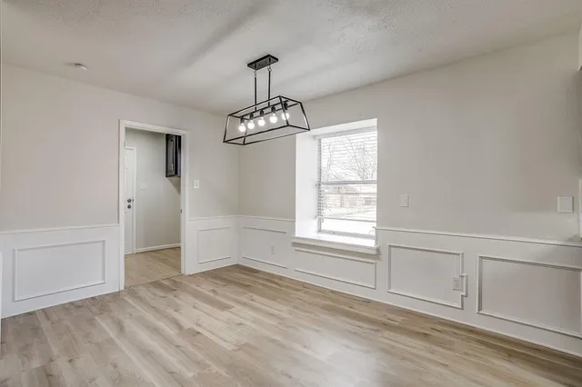 $399,900 | 824 Sandpiper Drive, Denton, TX 76205