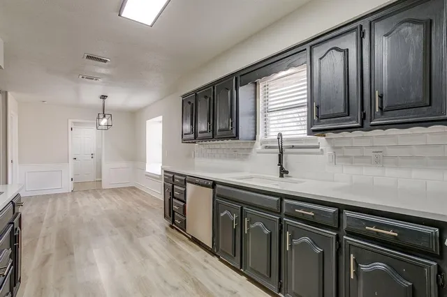 $399,900 | 824 Sandpiper Drive, Denton, TX 76205