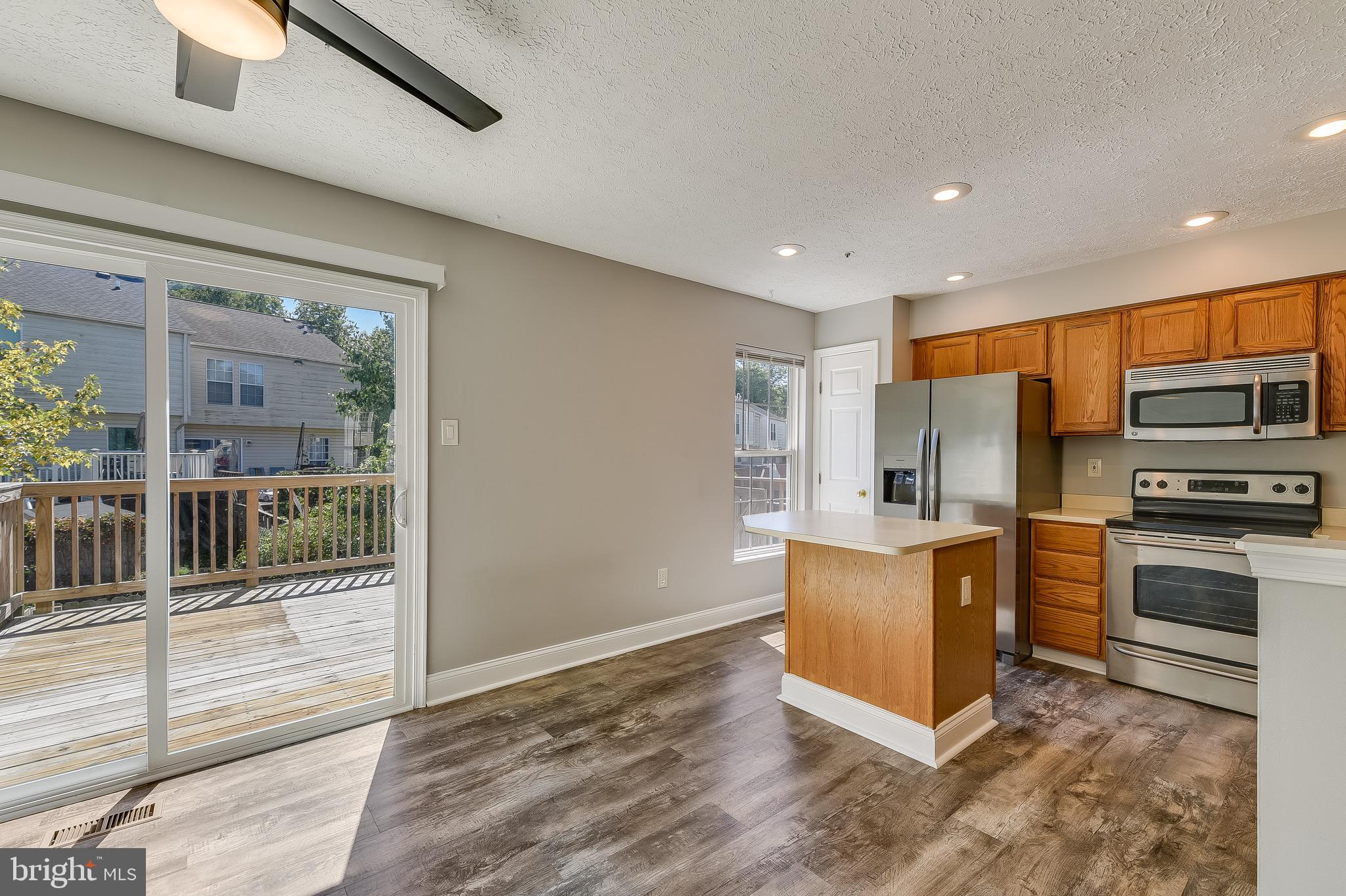 27 Cutter Cove Court Middle River, MD 21220 - Photo 8 of 36