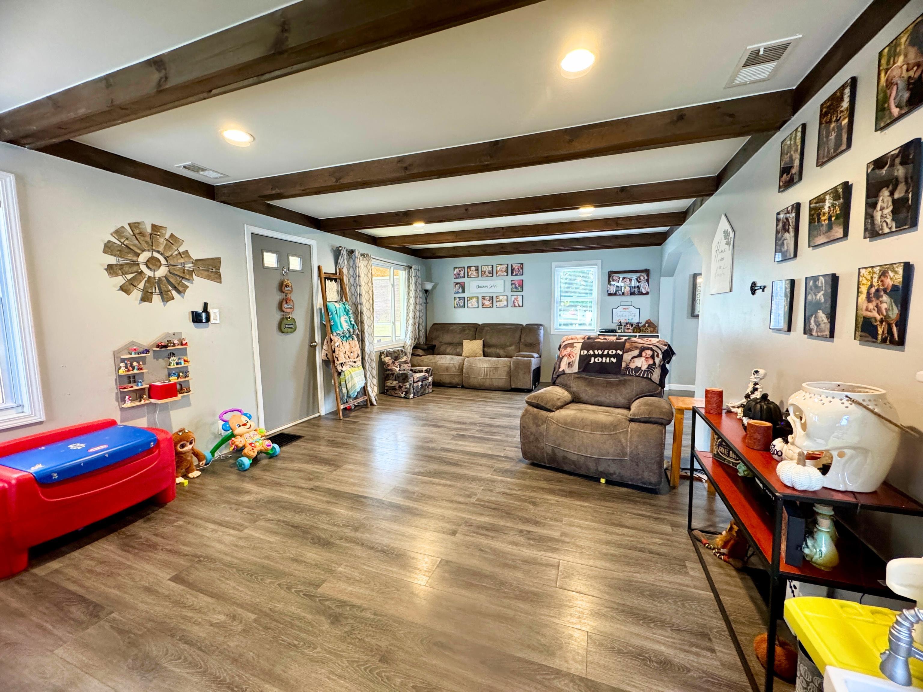 14049 Tuscola Road Clio, MI 48420 - Photo 4 of 31