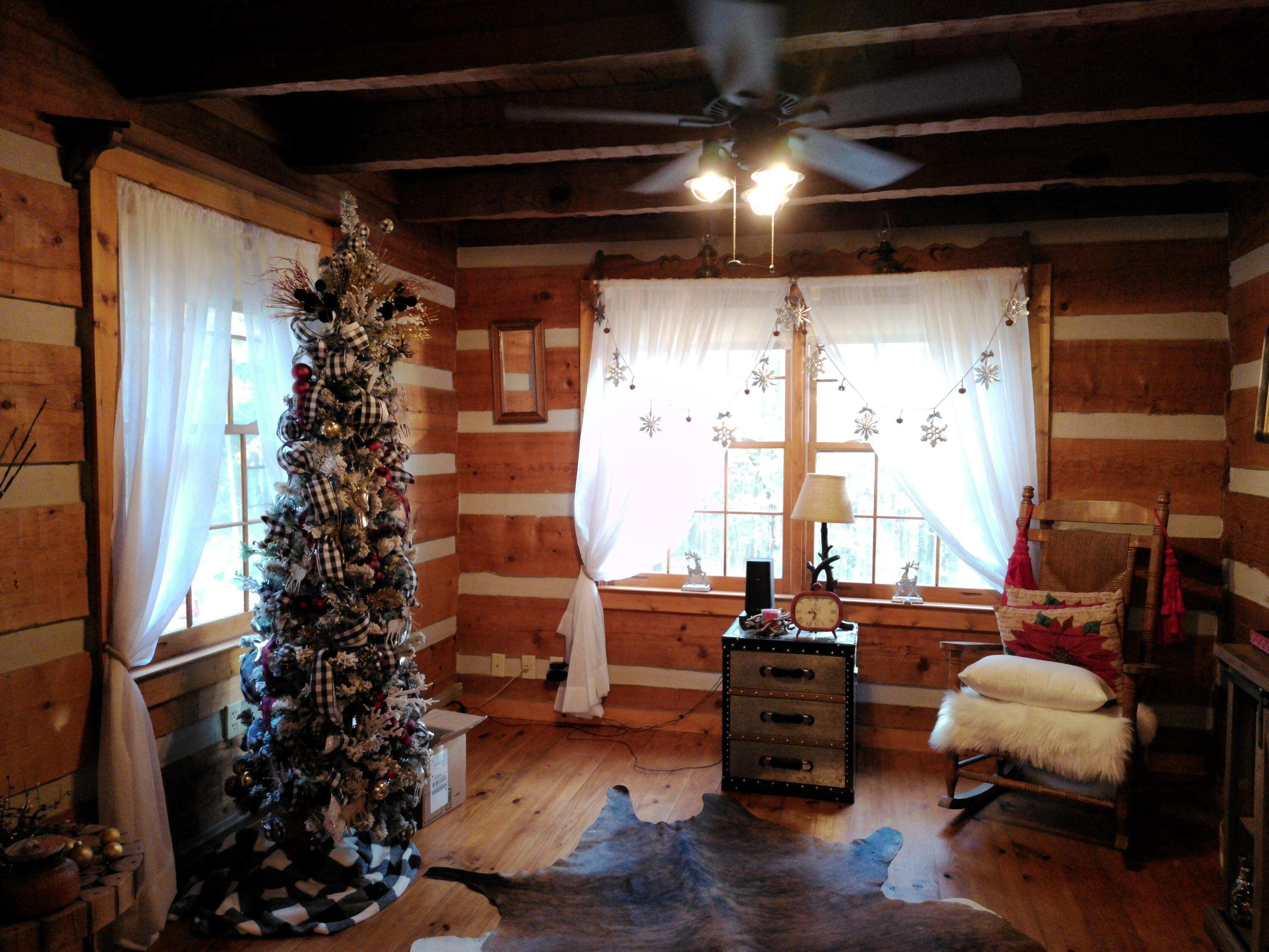 25278 Hidden Forest Lane Andalusia, AL 36421 - Photo 8 of 35 a room with furniture window and wooden floor