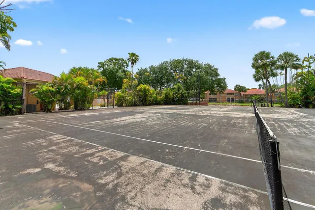 a view of a tennis court