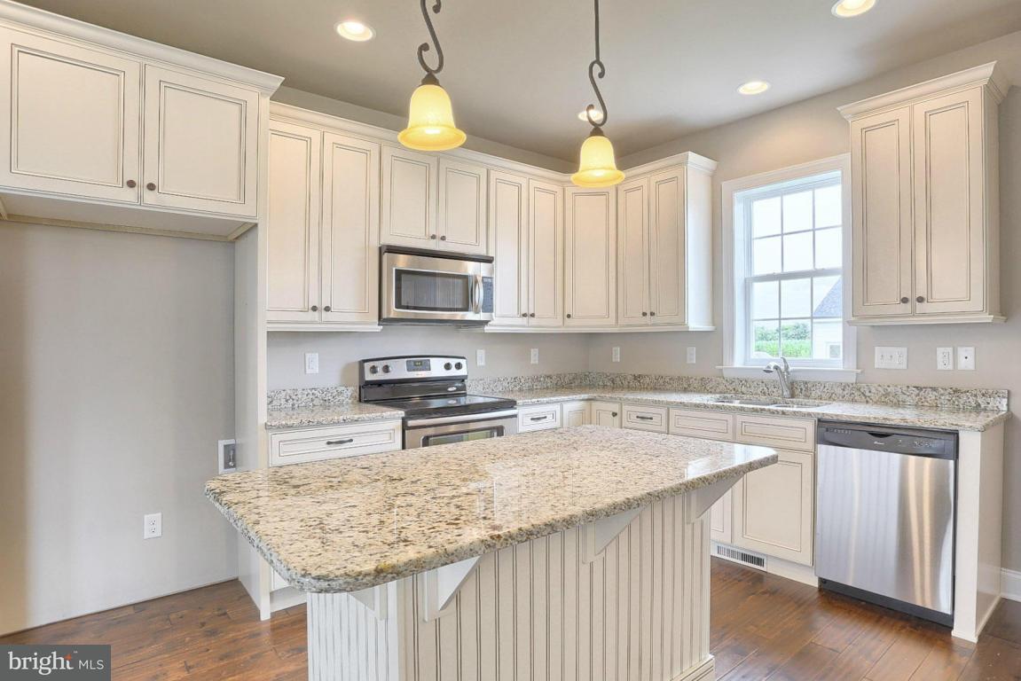 1764 Pioneer Road Lancaster, PA 17602 - Photo 6 of 9 Gallery Image 6