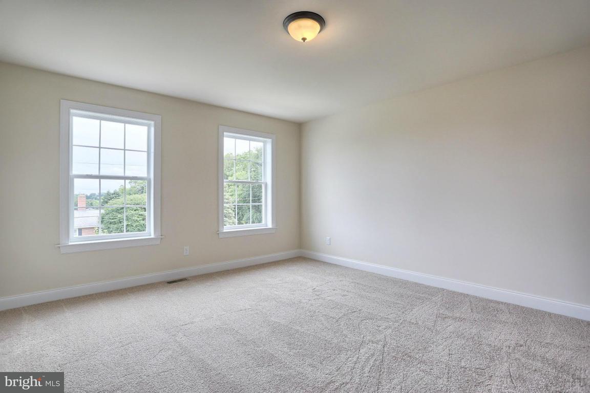 1764 Pioneer Road Lancaster, PA 17602 - Photo 8 of 9 Gallery Image 8
