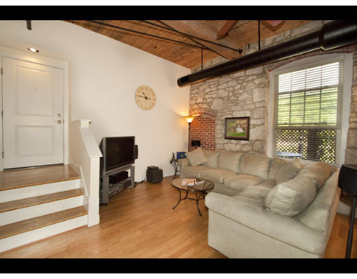 8-12 Brookside Road, Unit 1 Westford, MA 01886 - Photo 1 of 1 Gallery Image 1