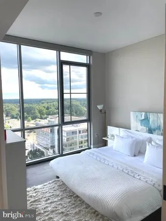 $2,800 | 930 Rose Avenue, Unit 1902, Rockville, MD 20852