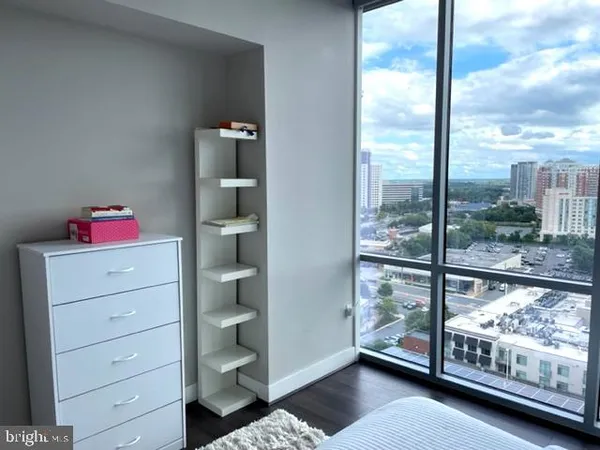 $2,800 | 930 Rose Avenue, Unit 1902, Rockville, MD 20852