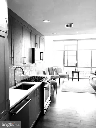 $2,800 | 930 Rose Avenue, Unit 1902, Rockville, MD 20852