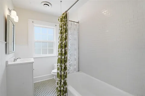 $1,100,000 | 126 22nd Avenue Northeast, St. Petersburg, FL 33704