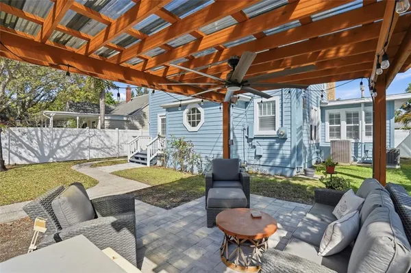 $1,049,000 | 126 22nd Avenue Northeast, St. Petersburg, FL 33704