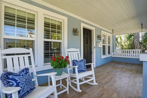 $1,049,000 | 126 22nd Avenue Northeast, St. Petersburg, FL 33704