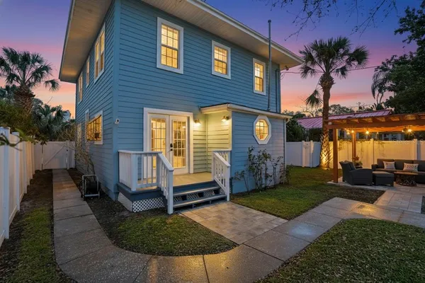 $1,049,000 | 126 22nd Avenue Northeast, St. Petersburg, FL 33704