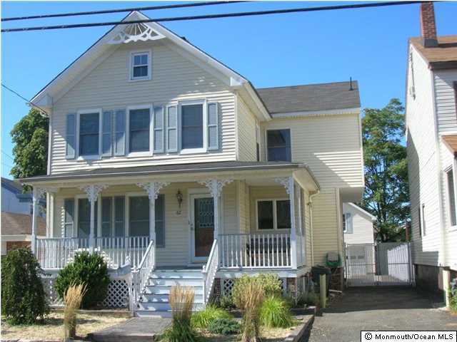 82 3rd Street Keyport, NJ 07735 - Photo 1 of 19 Primary Photo
