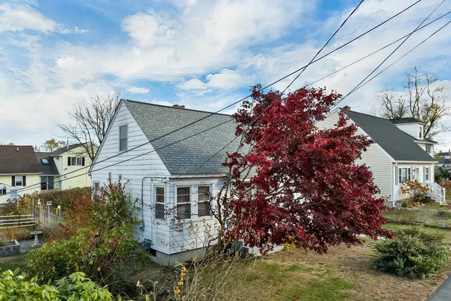 $425,000 | 245 Laval Street, Manchester, NH 03102