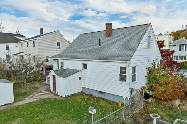 $425,000 | 245 Laval Street, Manchester, NH 03102