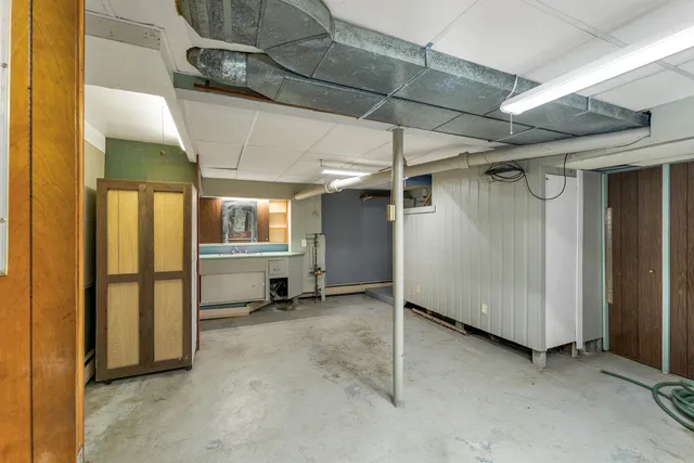 $425,000 | 245 Laval Street, Manchester, NH 03102