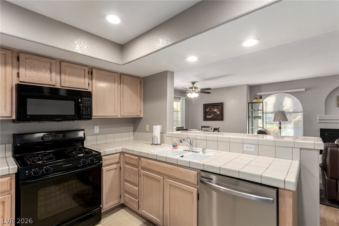 7950 West Flamingo Road, Unit 1092 Las Vegas, NV 89147 - Photo 12 of 28