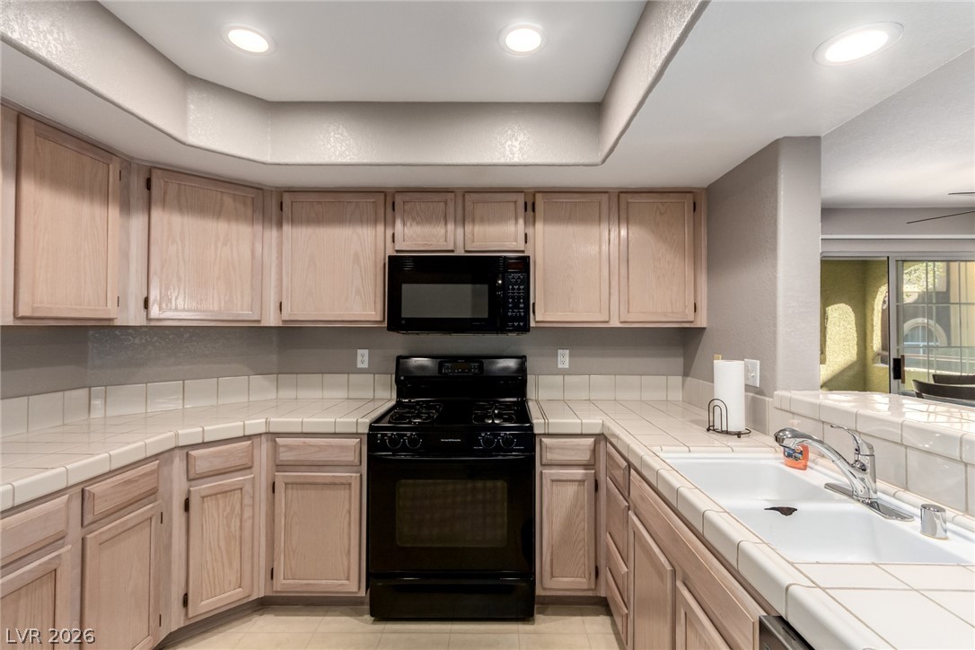 7950 West Flamingo Road, Unit 1092 Las Vegas, NV 89147 - Photo 2 of 28