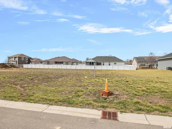 $65,000 | 413 Sundown Lane, Chatham, IL 62629