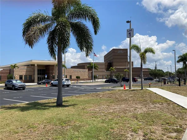 $229,900 | 1622 29th Street, Sarasota, FL 34234