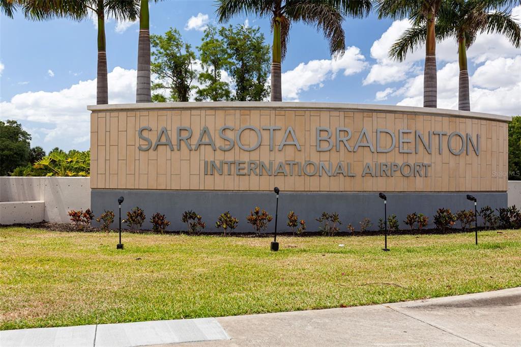 1622 29th Street Sarasota, FL 34234 - Photo 37 of 39 a view of swimming pool with a yard