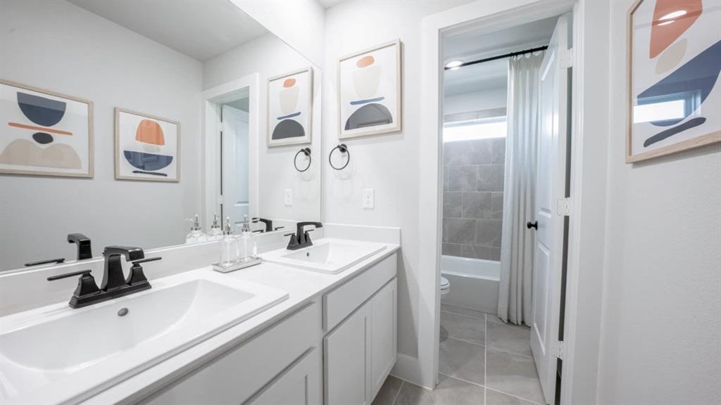 717 Durango Street Midlothian, TX 76065 - Photo 25 of 33 Interior Image