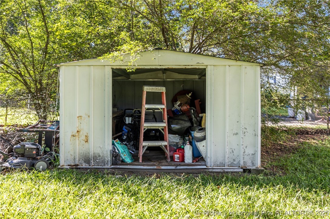 407 North 14th Street Erwin, NC 28339 - Photo 19 of 30