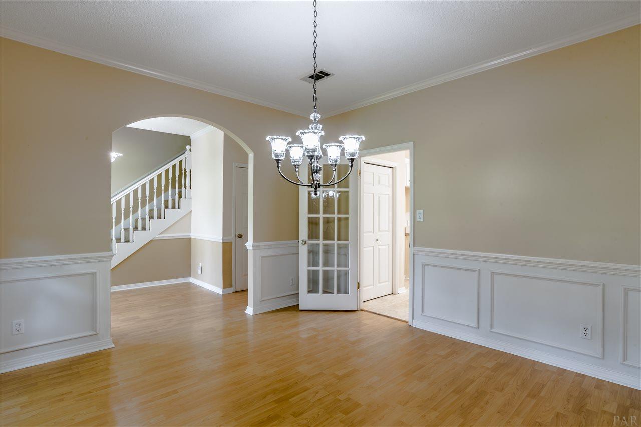 1432 Kings Road Cantonment, FL 32533 - Photo 4 of 37 Gallery Image 4