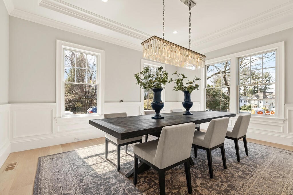 83 Adams Street Lexington, MA 02420 - Photo 3 of 17 Gallery Image 3