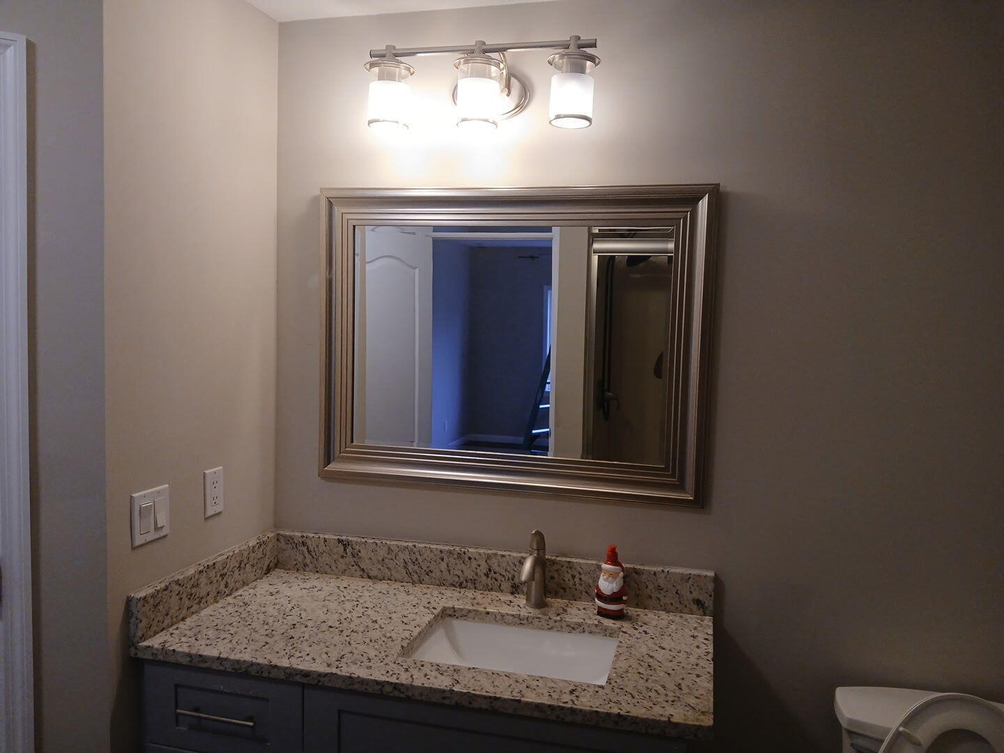 709 Southeast Alamanda Way Stuart, FL 34996 - Photo 15 of 17 Primary Ensuite