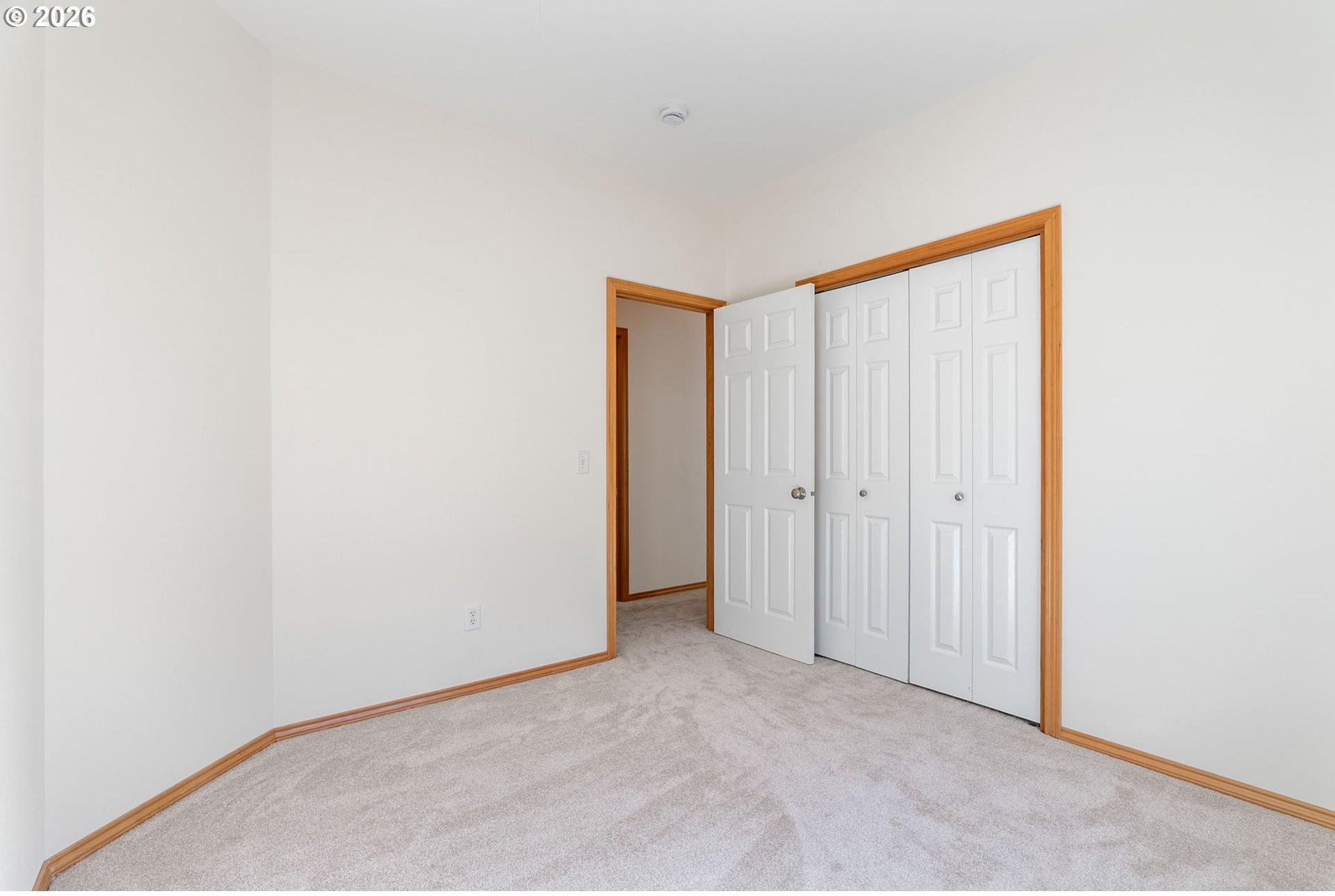 790 Henderson Road Hood River, OR 97031 - Photo 20 of 31 Bedroom