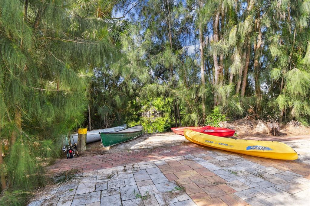 5909 Mohr Road Tampa, FL 33615 - Photo 13 of 48