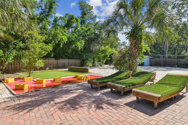 a view of a garden with plants