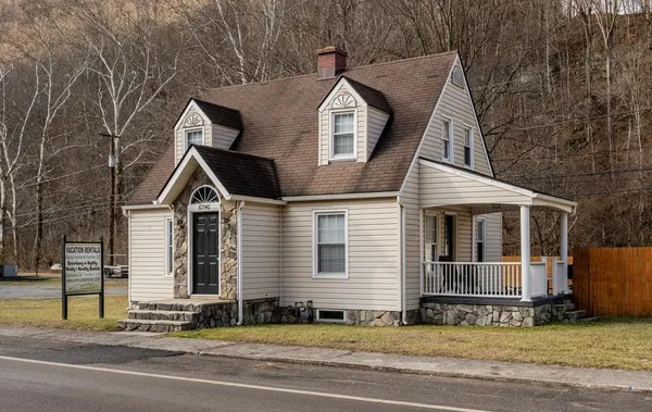 $134,900 | 10540 River Road, Itmann, WV 24847