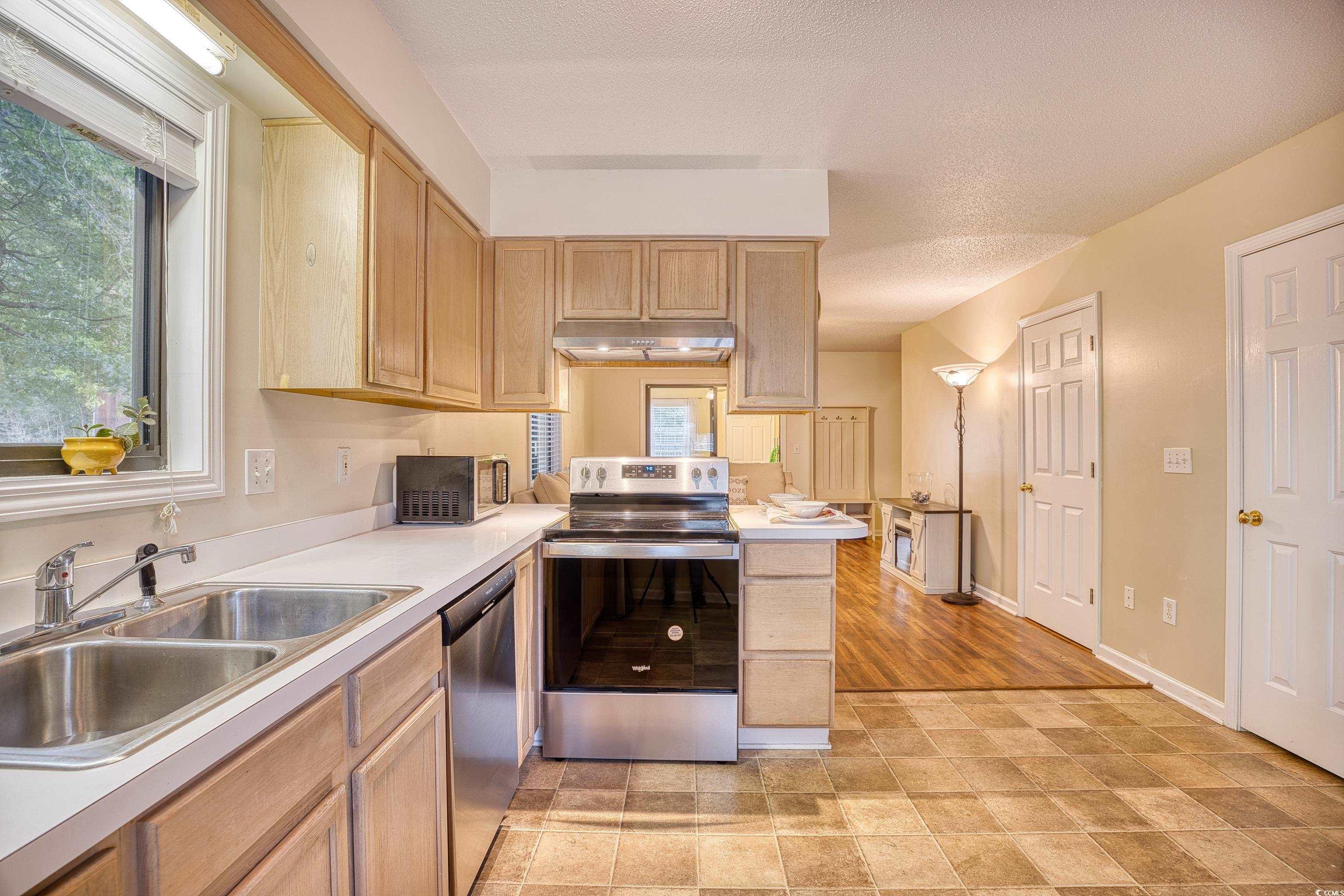 5157 Inlet Garden Court, Unit 6D Murrells Inlet, SC 29576 - Photo 7 of 40