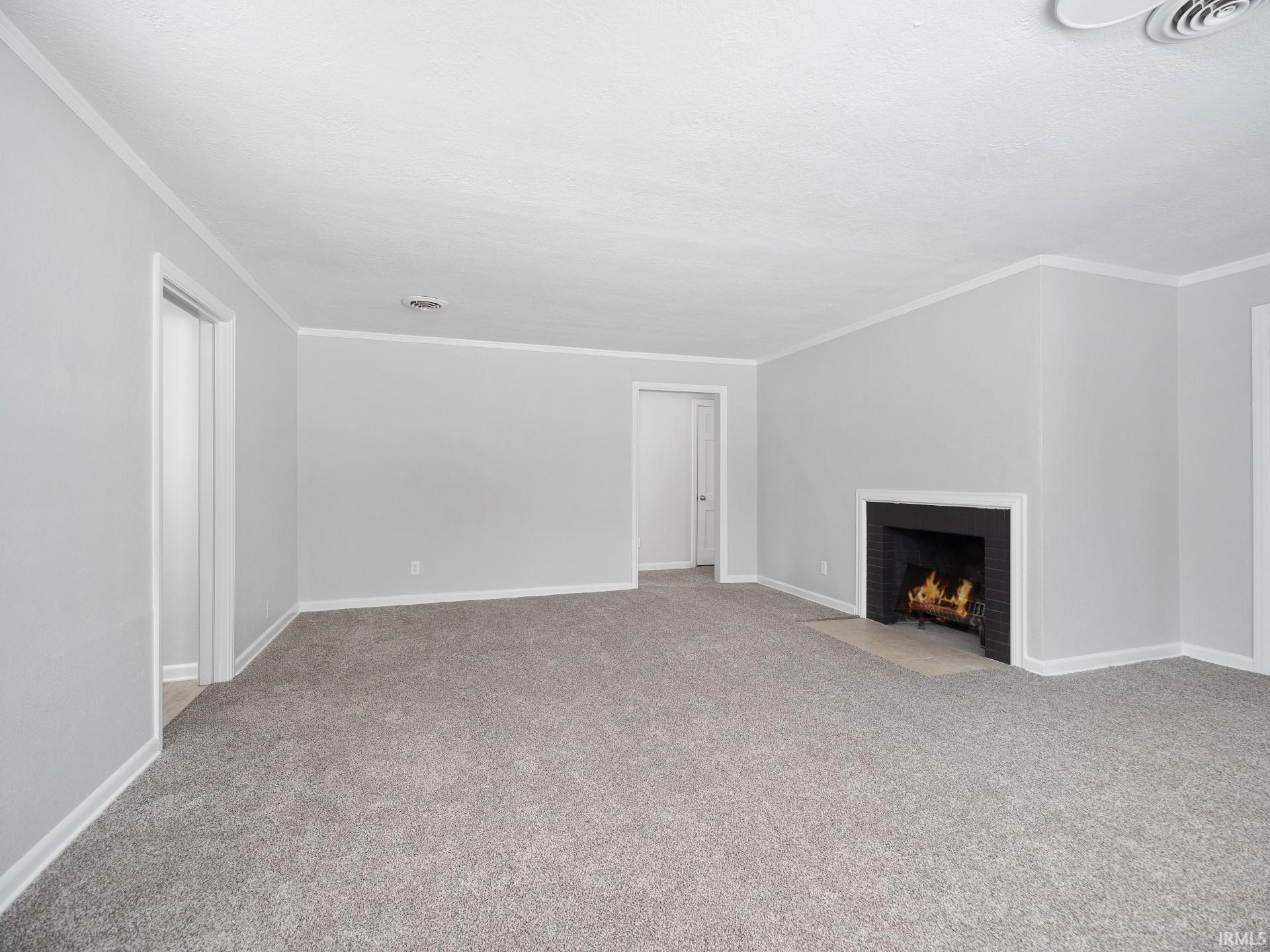 3515 Rolston Street Fort Wayne, IN 46805 - Photo 3 of 30 Gallery Image 3