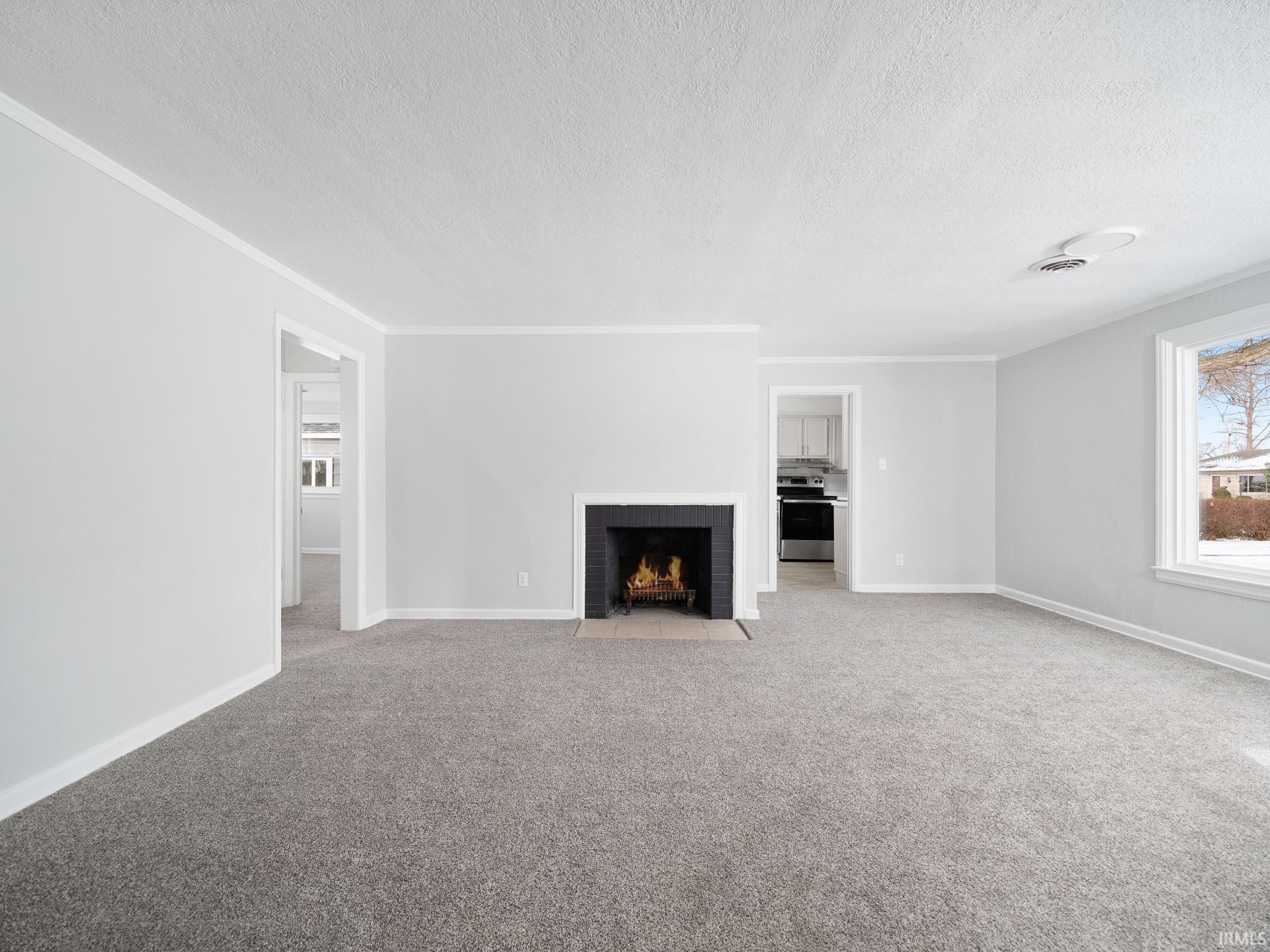 3515 Rolston Street Fort Wayne, IN 46805 - Photo 4 of 30 Gallery Image 4