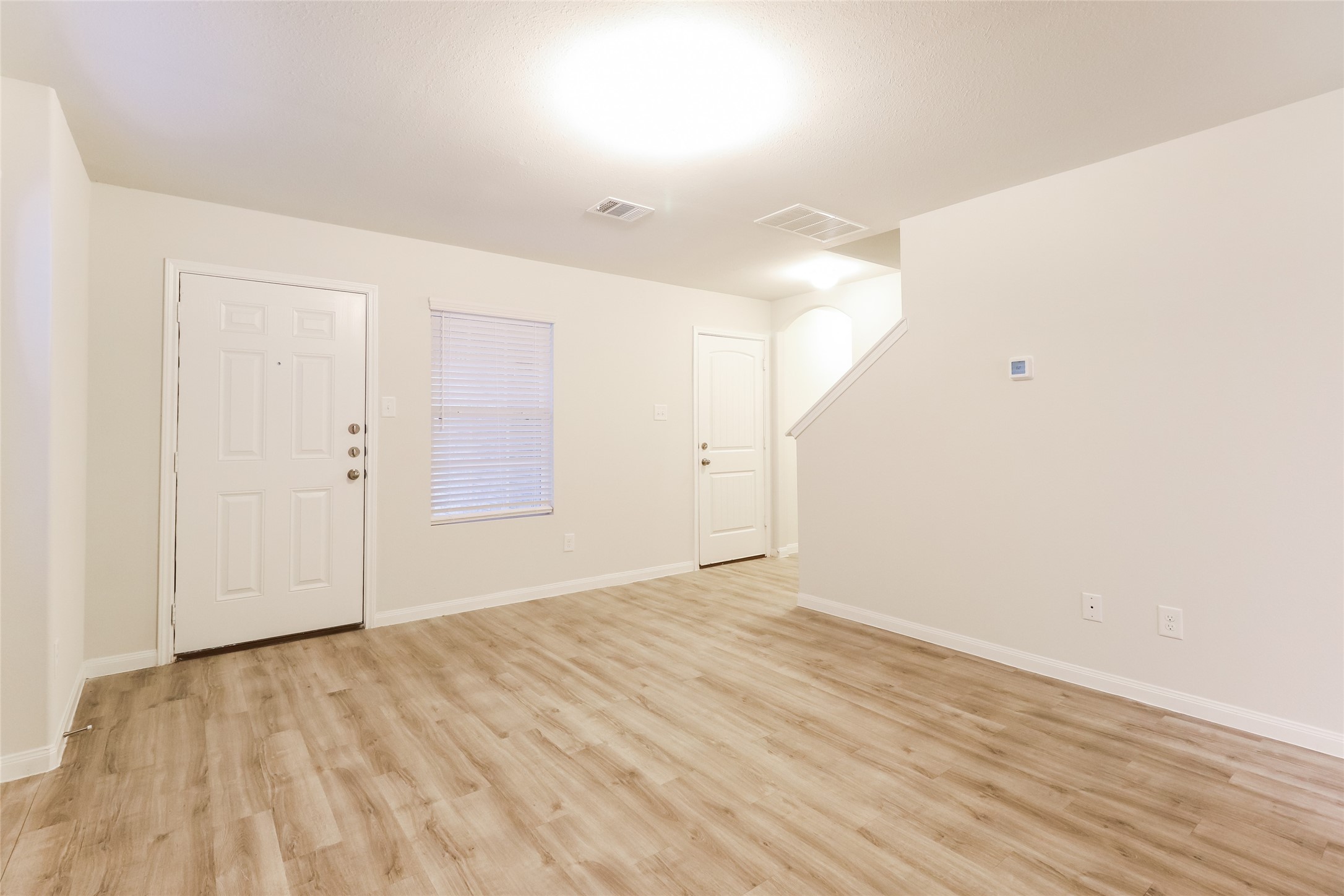 196 Spring Meadows Circle Willis, TX 77378 - Photo 6 of 8 Photos may be representative of the floor plan and not the exact home. Finishes, layout, and features of the actual property for lease may vary.