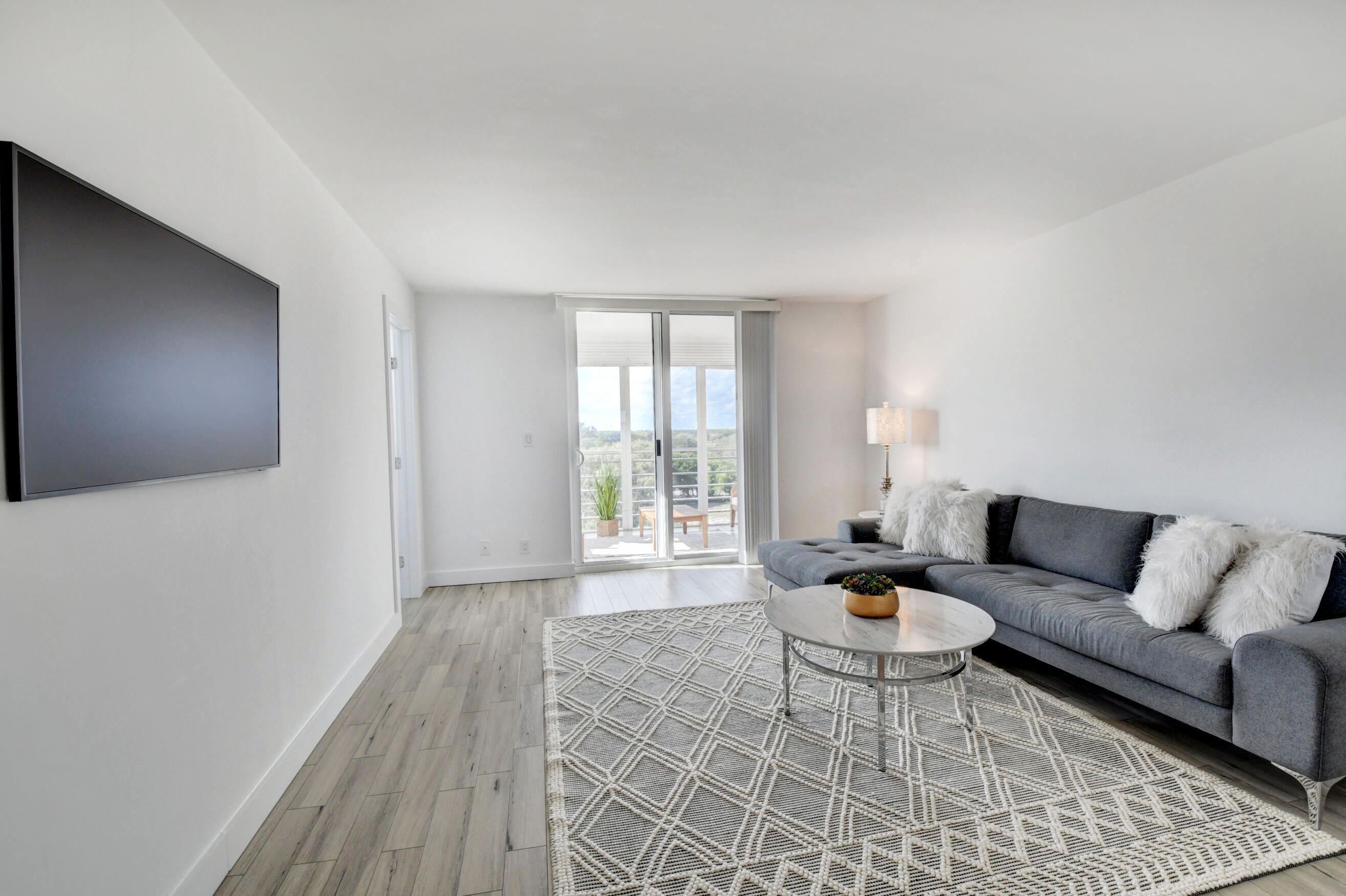 6161 Northwest 2nd Avenue, Unit 617 Boca Raton, FL 33487 - Photo 14 of 32 The Living Room