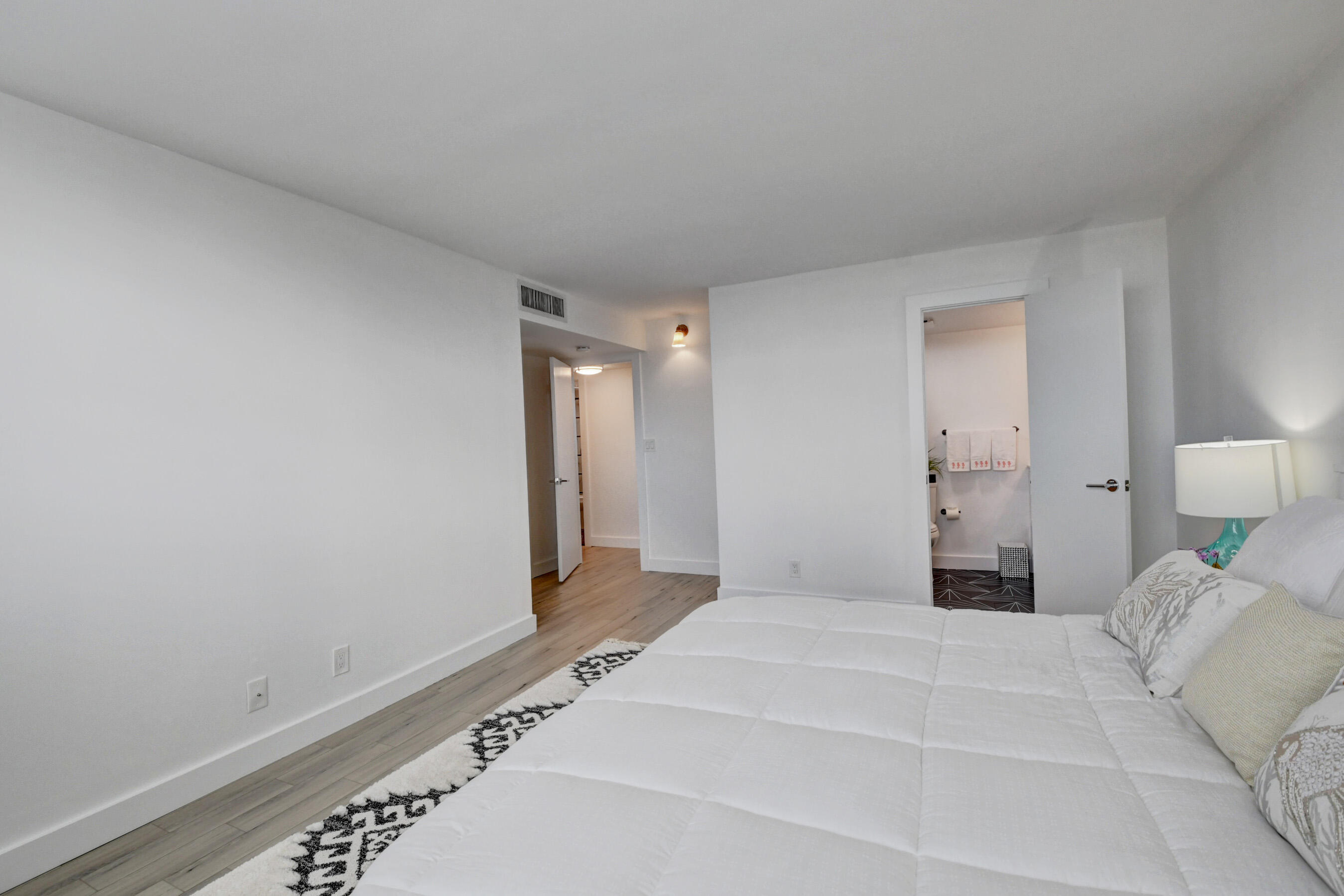 6161 Northwest 2nd Avenue, Unit 617 Boca Raton, FL 33487 - Photo 19 of 32 Master Bedroom