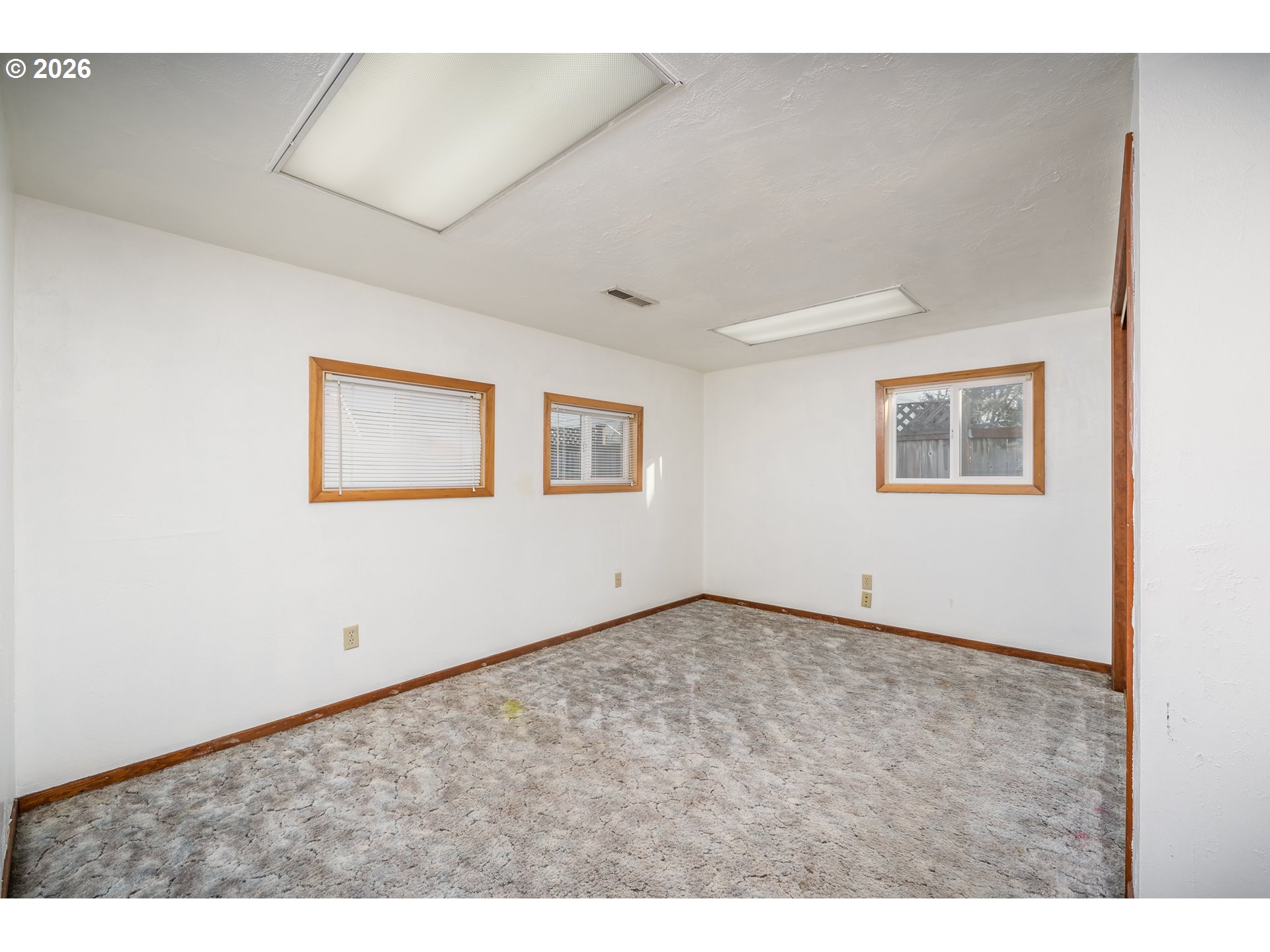 1515 Southeast Powell Way Albany, OR 97322 - Photo 11 of 26