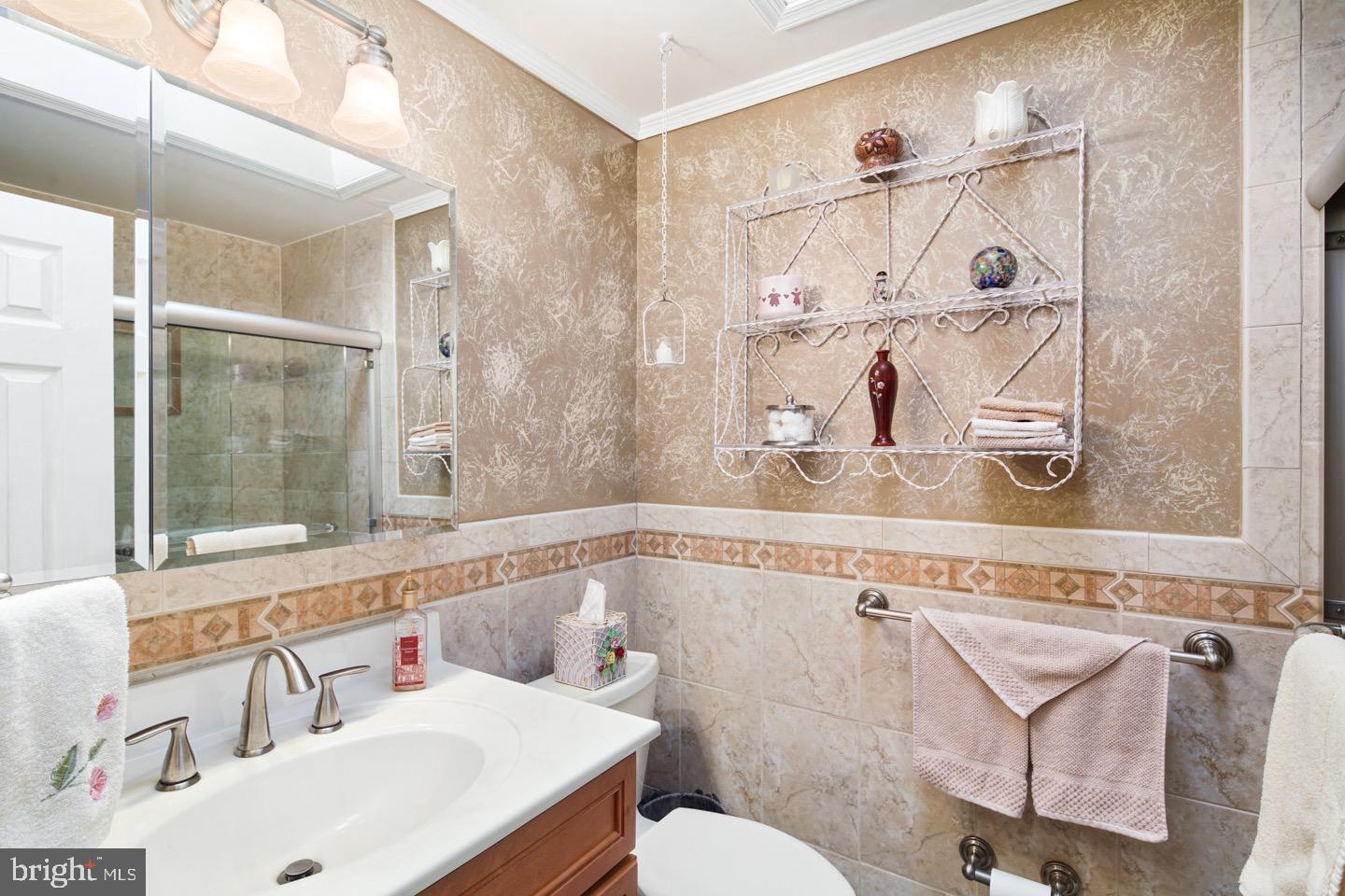 3452 Vinton Road Philadelphia, PA 19154 - Photo 21 of 29 Full Bath