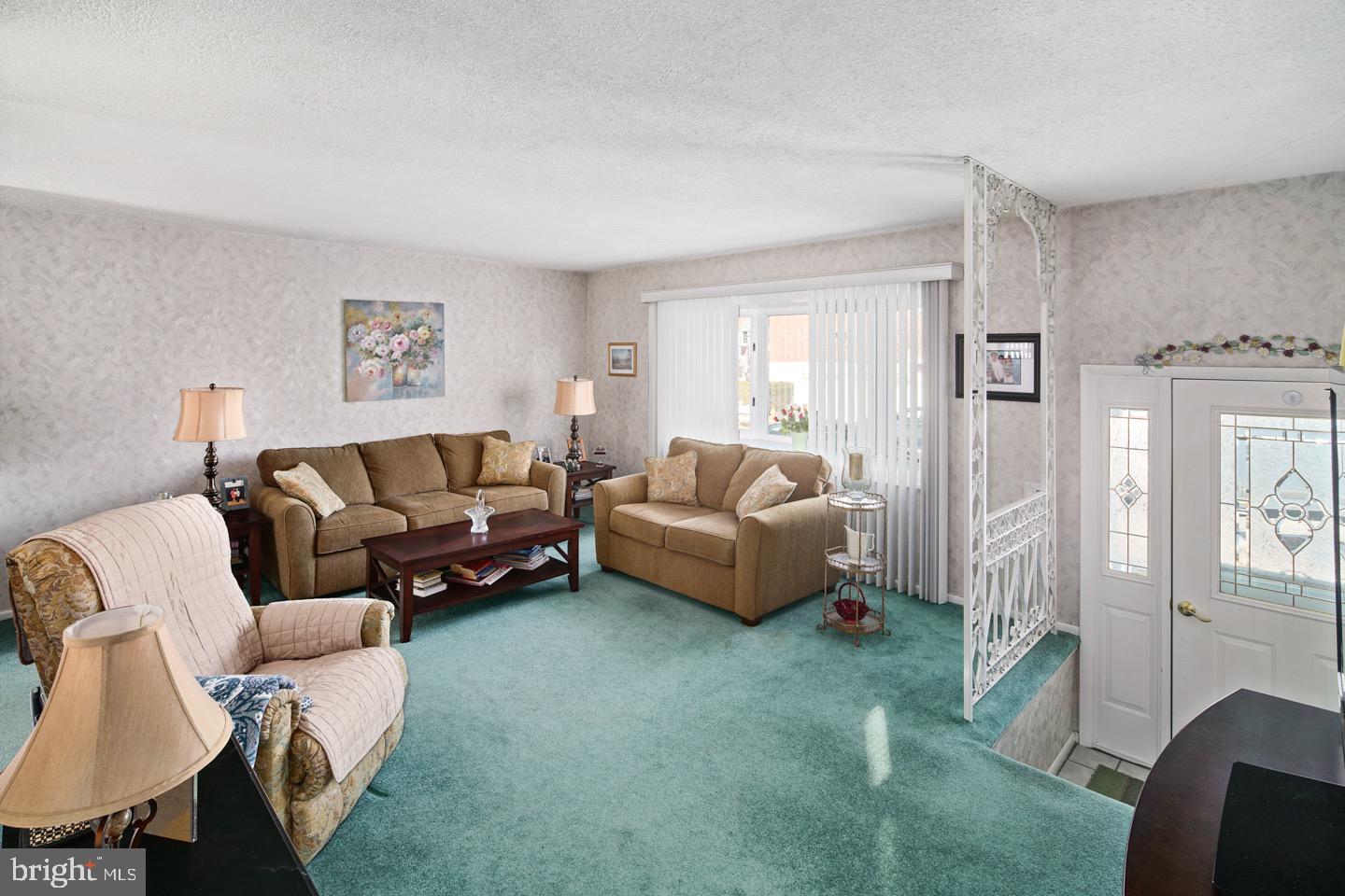 3452 Vinton Road Philadelphia, PA 19154 - Photo 7 of 29
