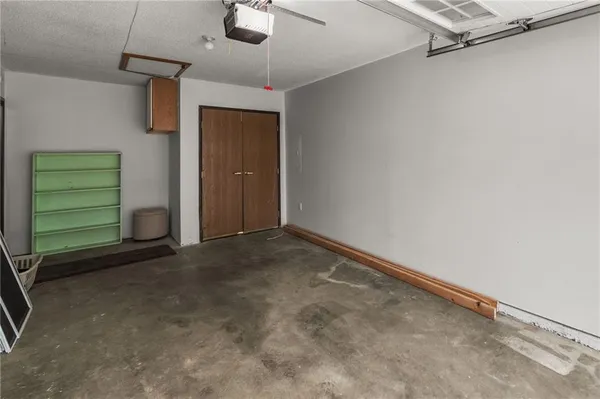 $335,000 | 9253 Walnut Street, Kansas City, MO 64114