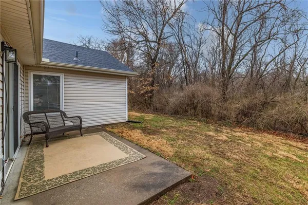 $335,000 | 9253 Walnut Street, Kansas City, MO 64114